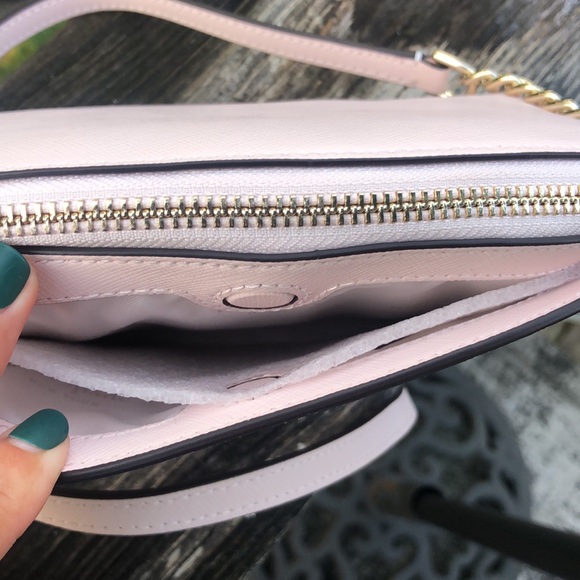 Kate Spade crossbody purse. NWT - Picture 4 of 8